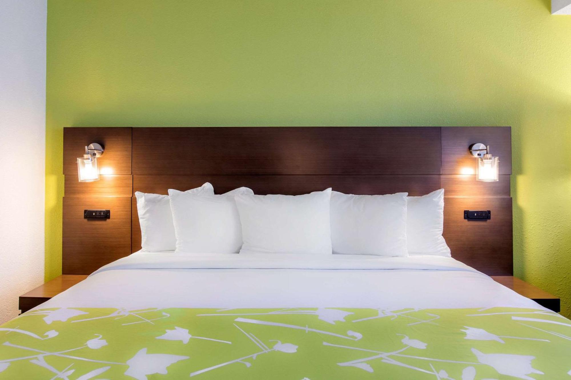 Radisson Hotel Grand Rapids Riverfront Εξωτερικό φωτογραφία