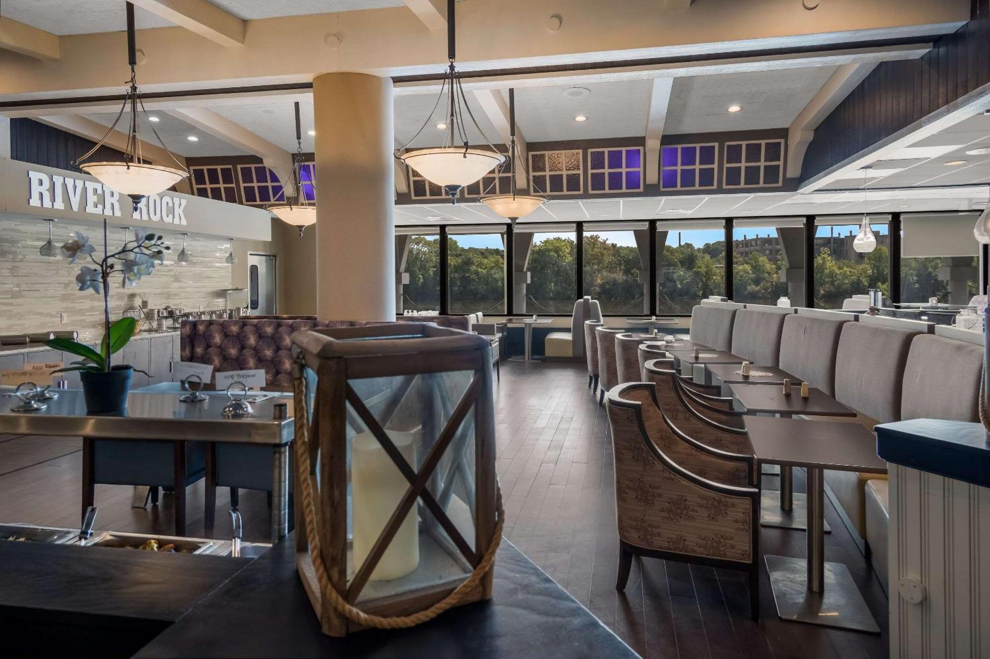 Radisson Hotel Grand Rapids Riverfront Εξωτερικό φωτογραφία