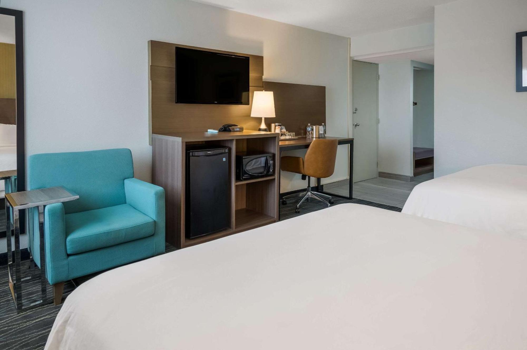 Radisson Hotel Grand Rapids Riverfront Εξωτερικό φωτογραφία