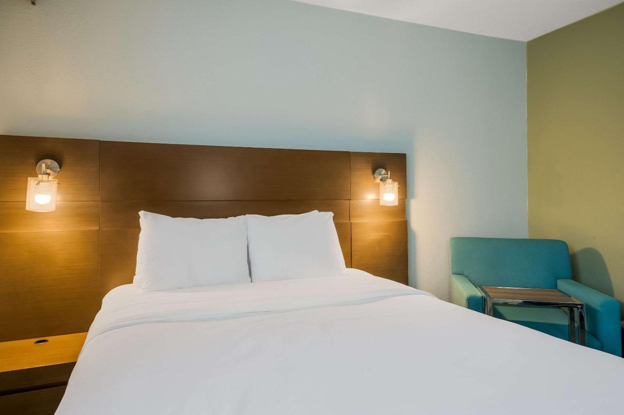 Radisson Hotel Grand Rapids Riverfront Εξωτερικό φωτογραφία