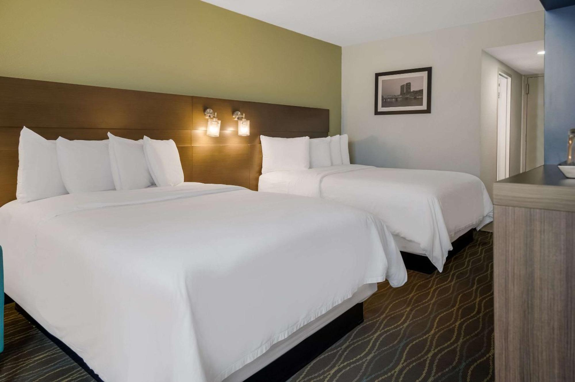 Radisson Hotel Grand Rapids Riverfront Εξωτερικό φωτογραφία